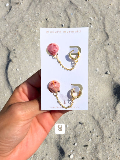 Mini Seashell Double Piercing Chain Huggies